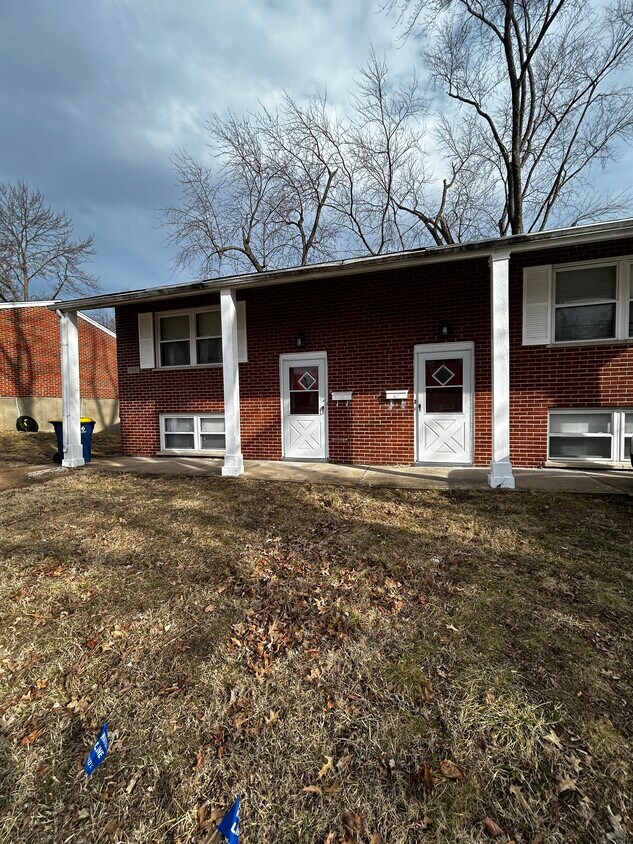 Foto principal - 4082 Esseldale Dr