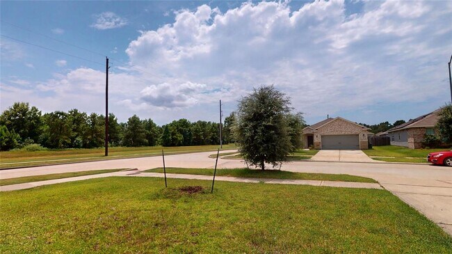 Foto del edificio - 24702 Crimson Pine Dr