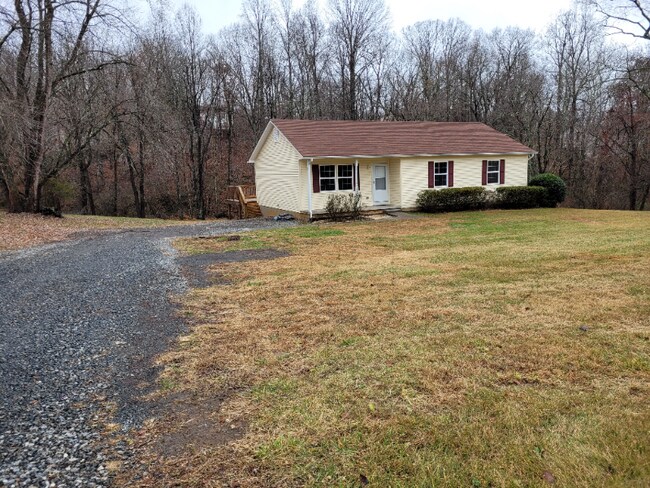 Building Photo - 5084 Amicus Rd