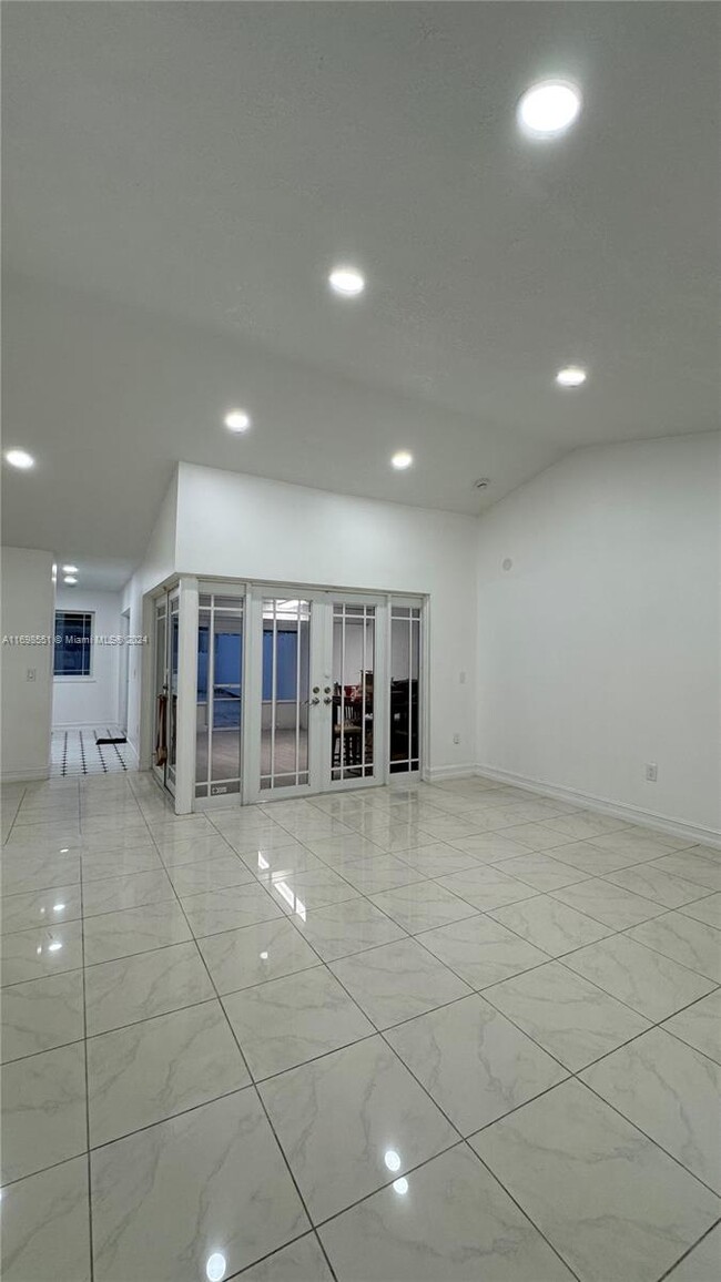 Foto del edificio - 12250 SW 203rd Terrace