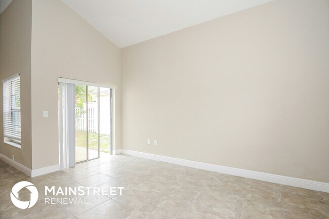 Foto del edificio - 18954 NW 63rd Ct Cir