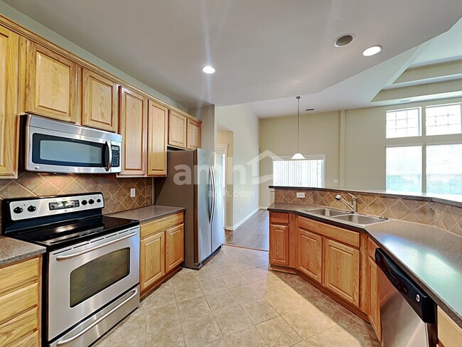 Foto del edificio - 13527 Provincial Ct