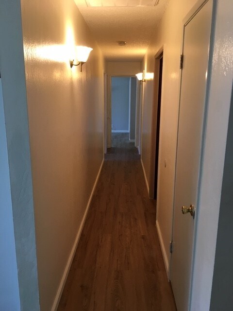 Photo - 2557 Silsby Ave House