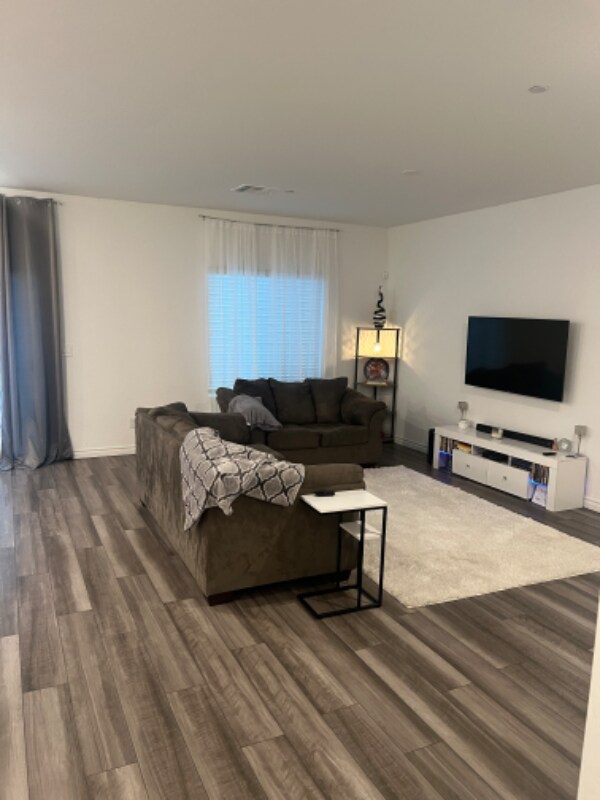 Foto del edificio - 7318 N Decatur Blvd