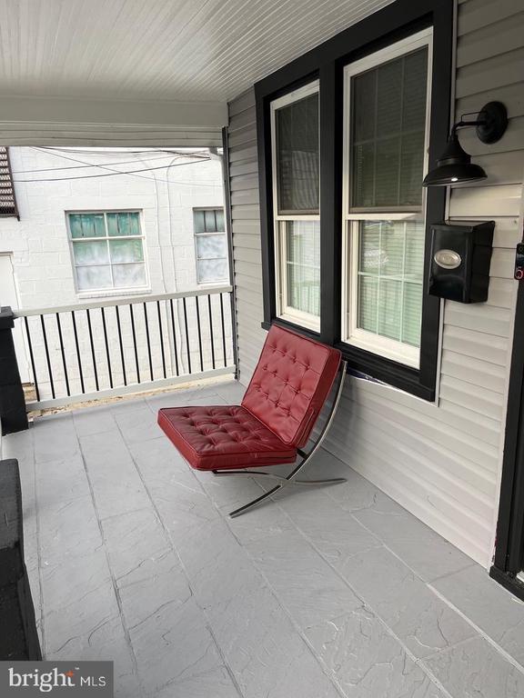 Building Photo - 5207 38th Ave