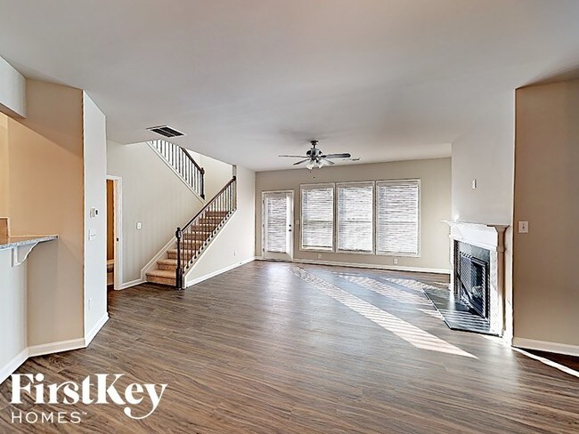 Foto del edificio - 3709 Upland Drive