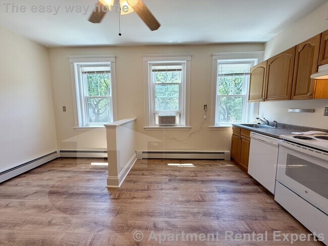Photo - 1010 Cambridge St Apartment