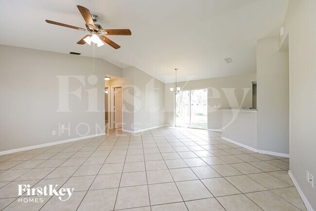 Foto del edificio - 2565 Vogler Ln