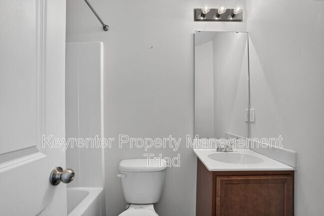 Foto del edificio - 1168 Brooksridge Way