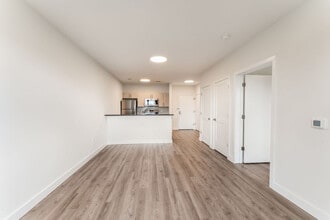 Building Photo - PINNACLE Orange Crossing