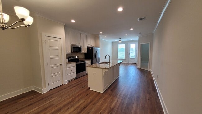 Building Photo - Brand New home in Zachary!