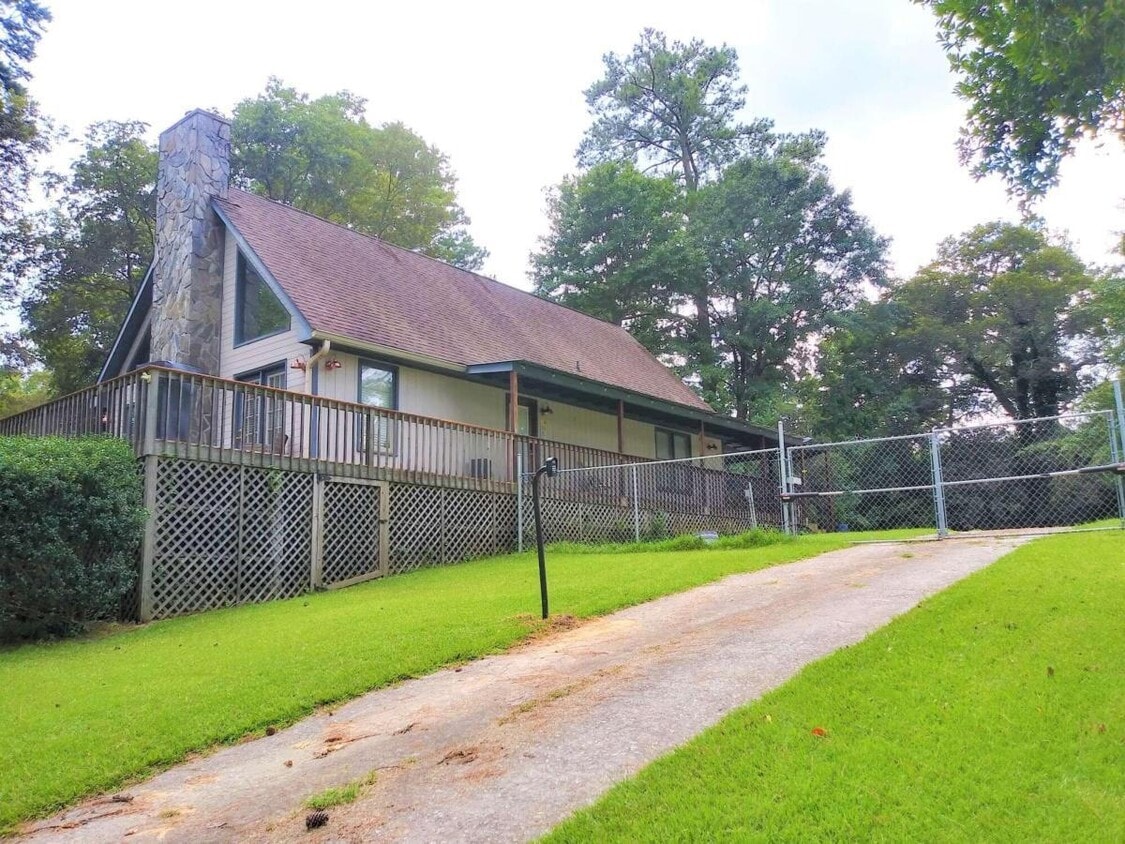 720 Corbin Ave, Macon, GA 31204 House Rental in Macon, GA