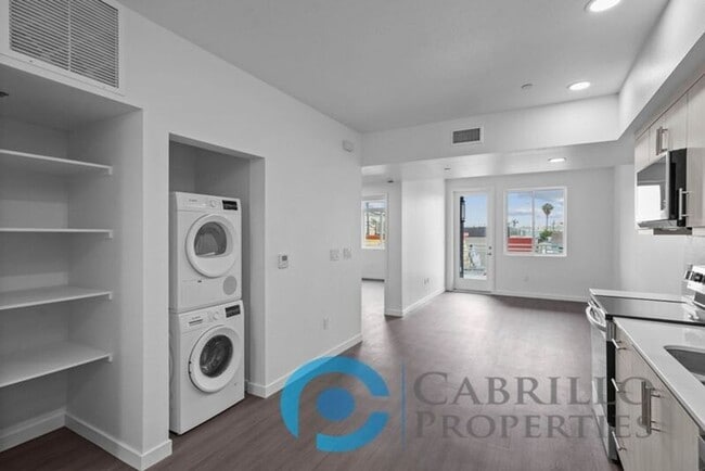 Building Photo - 2724 El Cajon Blvd