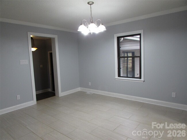 Foto del edificio - 2725 Sloop Rd