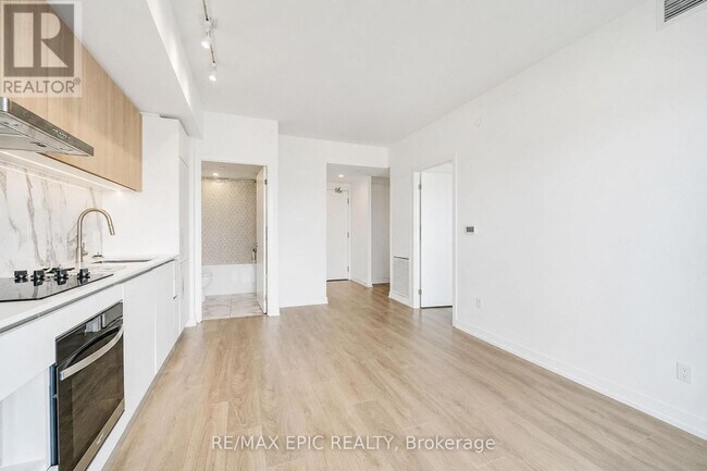 Photo du bâtiment - 1100 Sheppard Ave W