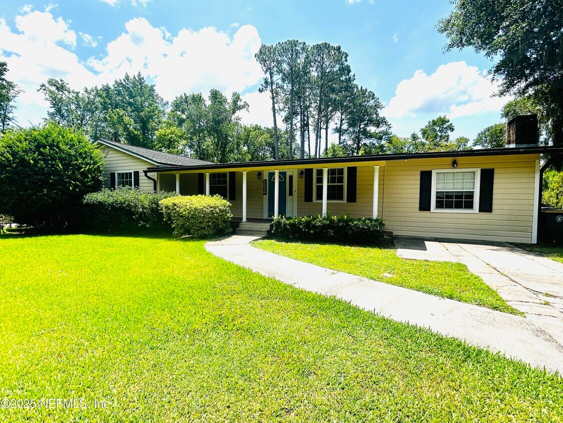 Foto principal - 7634 Hammond Blvd