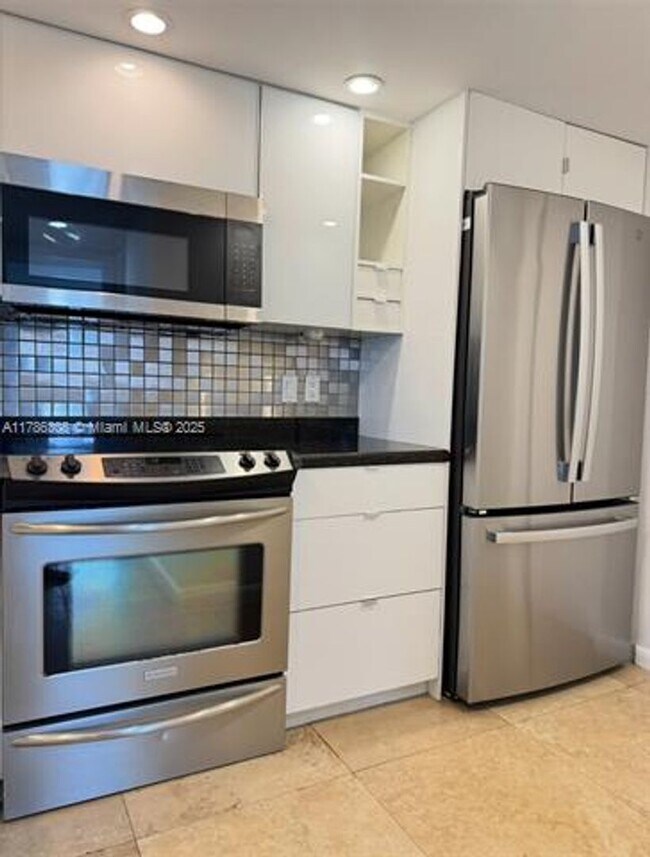 Foto del edificio - 770 Claughton Island Dr