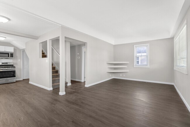 Building Photo - 1312 Pagel Ave