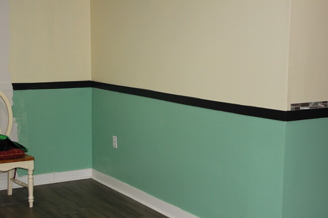 Bedroom/with closet - 10 Calcott Crt