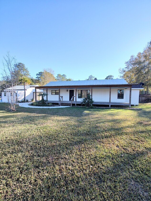 Primary Photo - 8360 Keith Rd