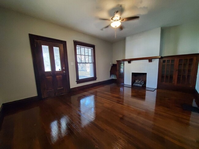 Building Photo - 1403-1403 Phillips Ave