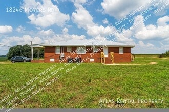 Building Photo - 18246 Moyers Rd