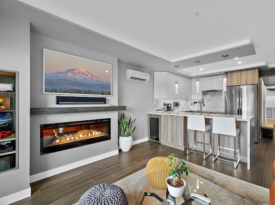 Building Photo - 1504 Aurora Ave N