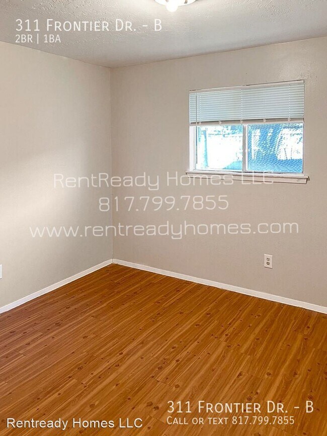 Foto del edificio - 1 br, 1 bath House - 311 Frontier Dr Unit B