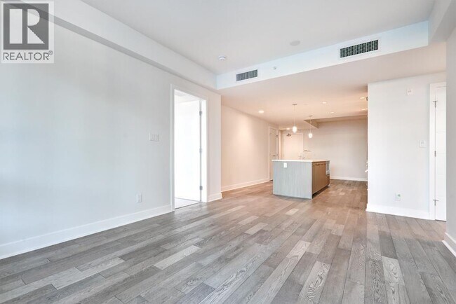 Photo du bâtiment - 677 W 41st Ave