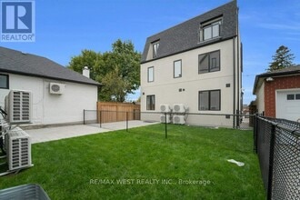 Building Photo - 502 Atlas Ave