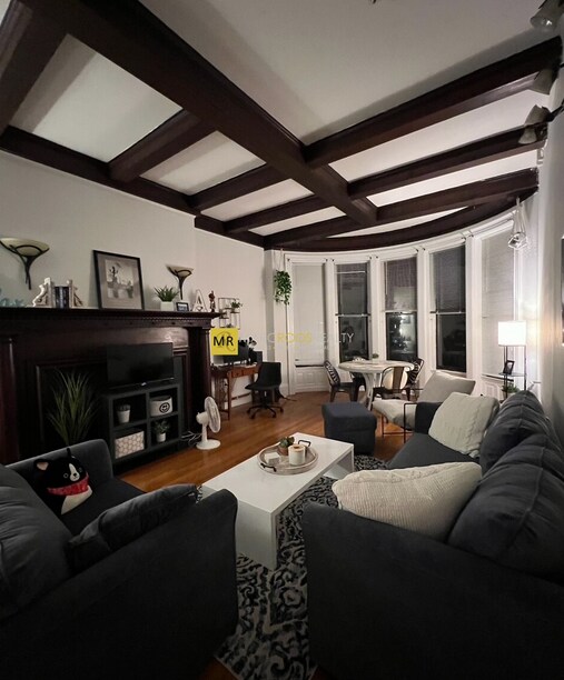 Foto principal - 474 Commonwealth Ave