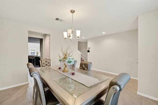 Building Photo - 8007 Carillon Way