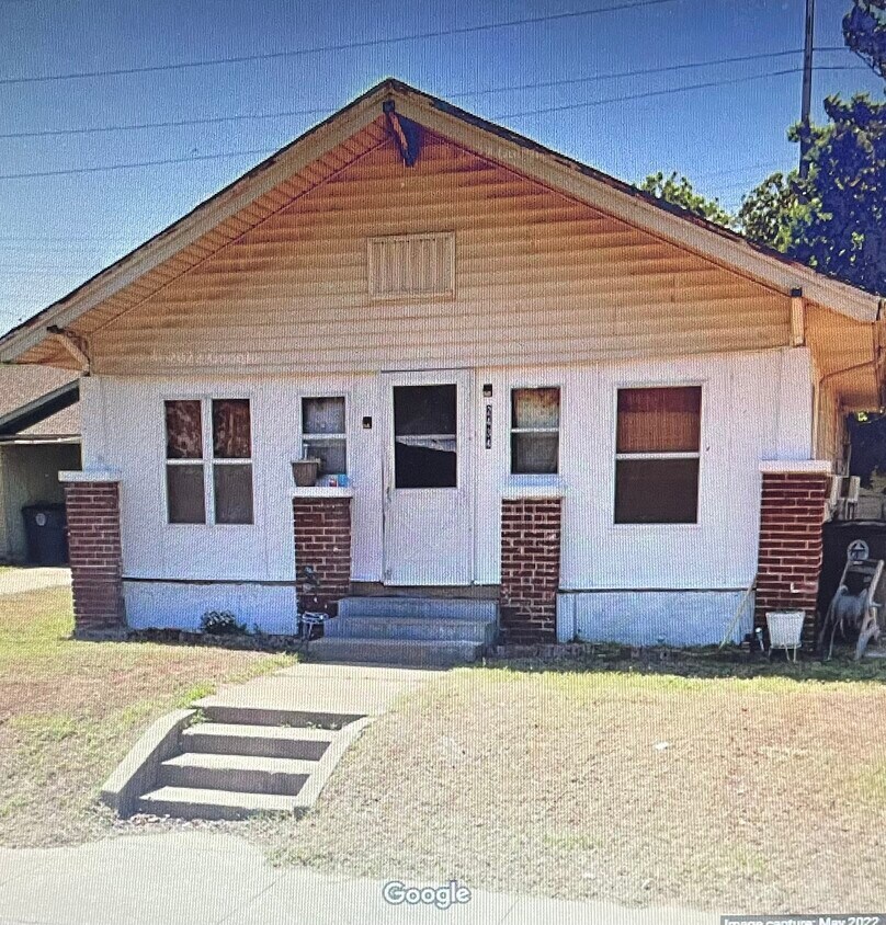 Primary Photo - 2434 S Nogales Ave