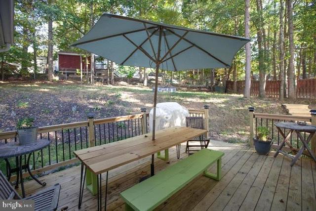 Building Photo - 11815 Camelot Way