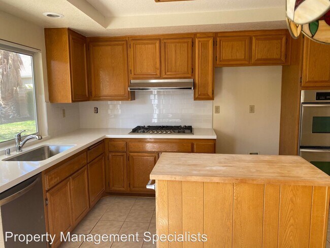 Building Photo - 4 br, 2.5 bath House - 6024 Mohican St