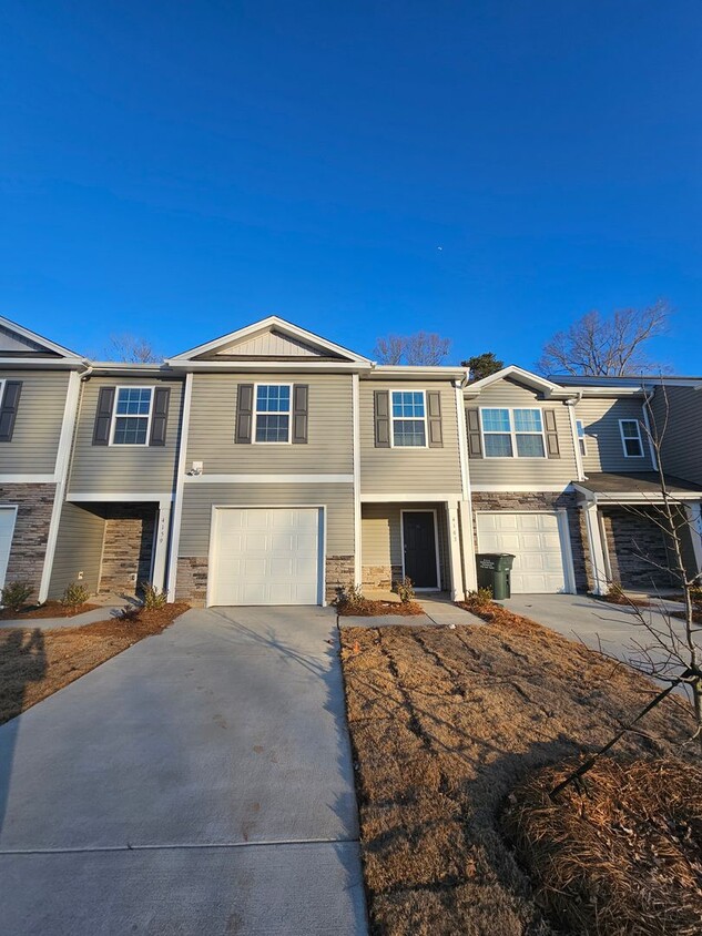 Primary Photo - Brand New Townhome in Charlotte