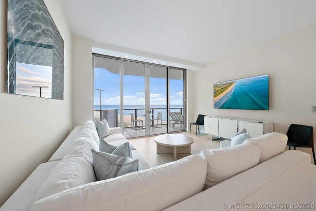 Foto del edificio - 3100 N Ocean Dr