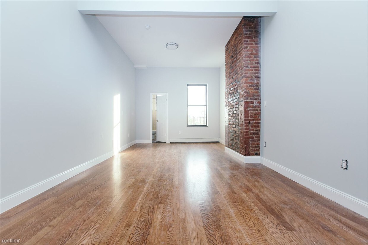 Primary Photo - 164 Wyckoff Ave