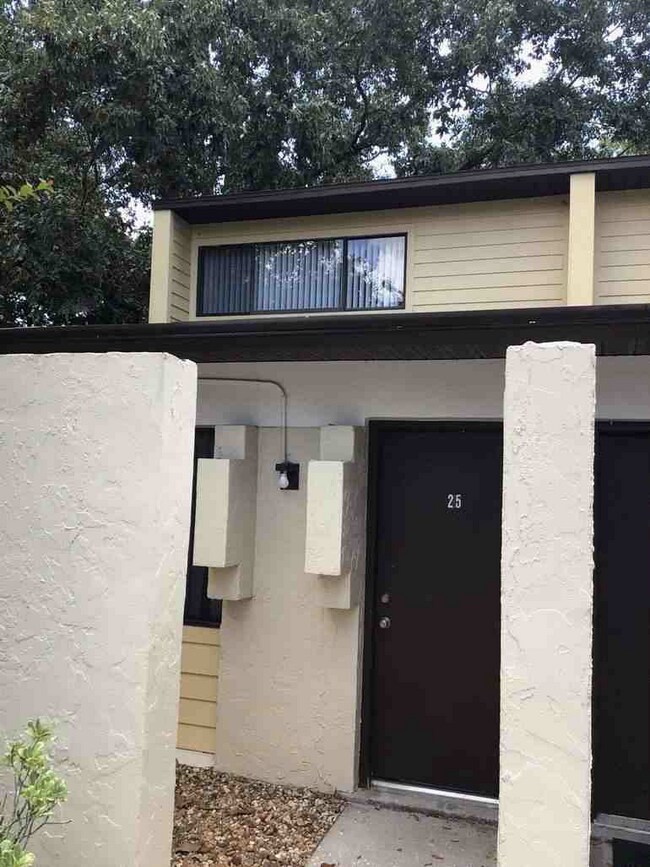 Front - 2508 SW 35th Pl