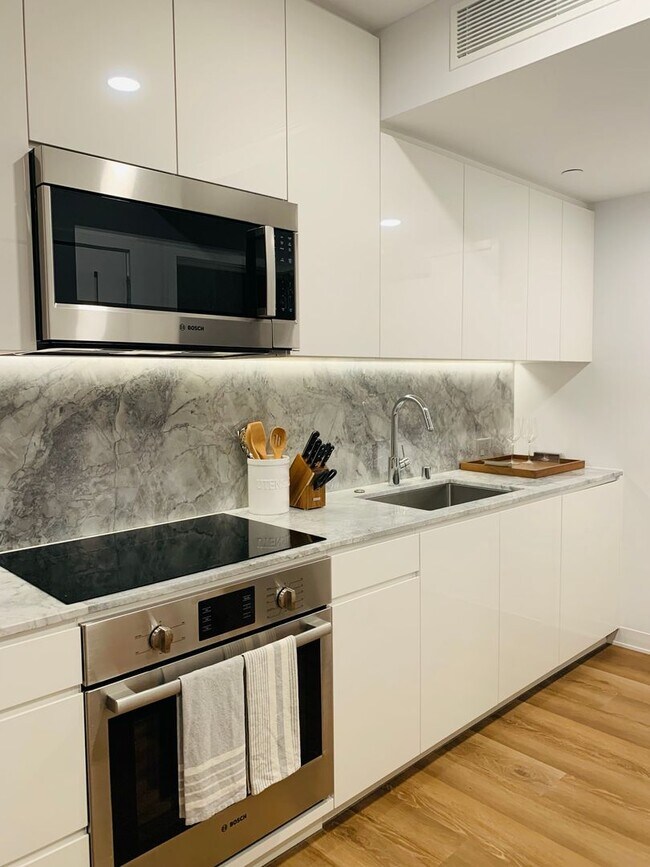 Foto del edificio - 'A'ali'i - Move In Fully Furnished Studio