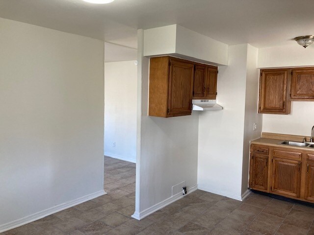 Building Photo - 3232 Normandy Rd