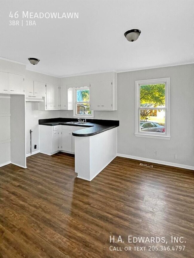 Photo - 46 Meadowlawn- House