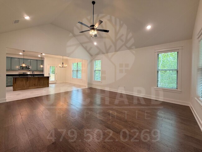 Building Photo - Bella Vista Single-Family Home- 2 Bed/ 2 Bath with Hobby Room- Beautiful Chase Plan