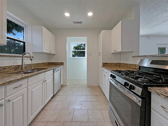 Building Photo - 2369 Laredo Ct