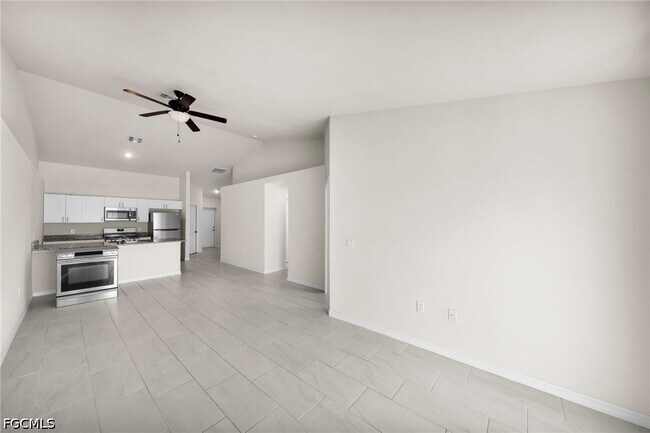 Foto del edificio - 4106 SW 7th Pl