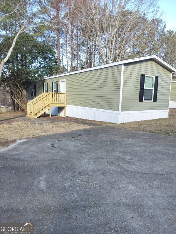 Building Photo - 2 Poole Cir