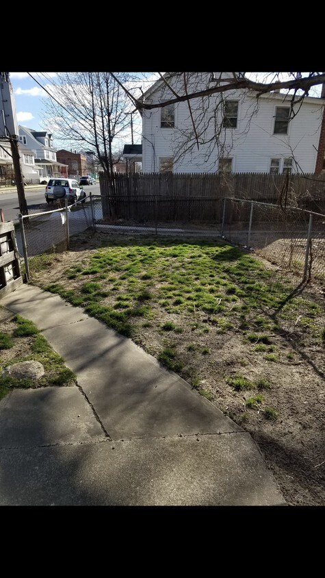 Primary Photo - 431 N 2nd St