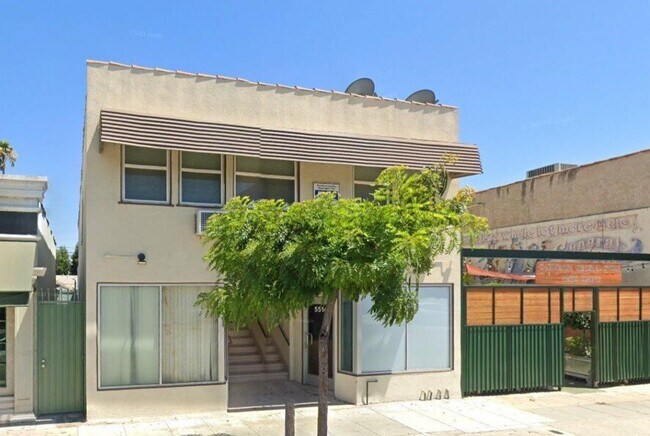 Building Photo - 5516 Cahuenga Blvd