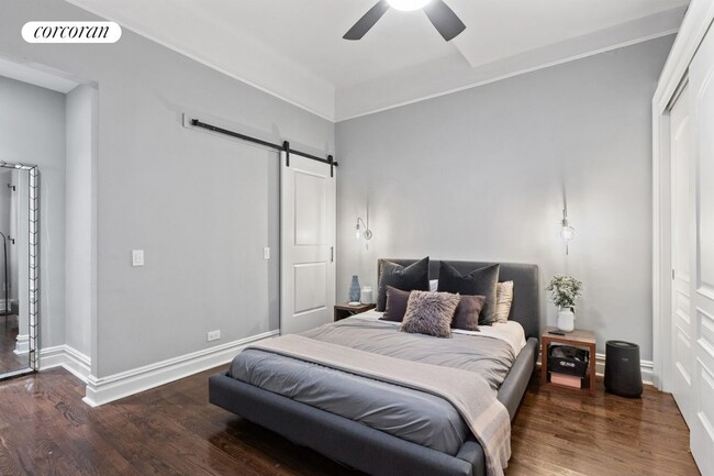 Foto del edificio - 301 W 108th St