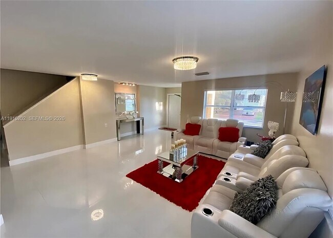 Foto del edificio - 8568 SW 211th Terrace